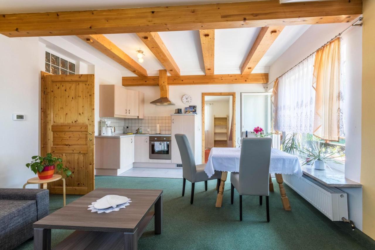 Fewo Im Gaestehaus Maximilian Eggelsberg ภายนอก รูปภาพ
